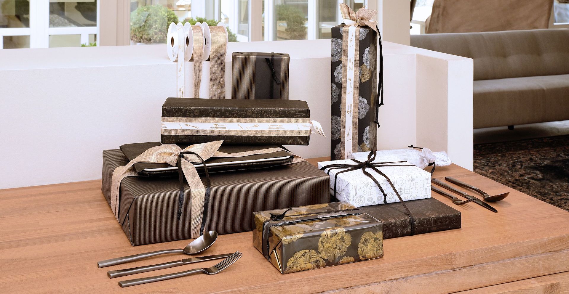 gift wrap rolls wholesale